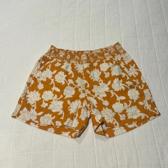 Cute Shorts - Picture 1 of 11